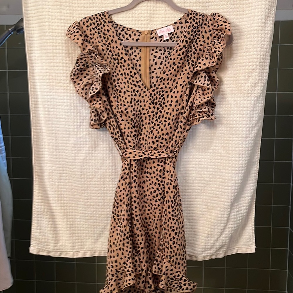 Pink lily leopard romper